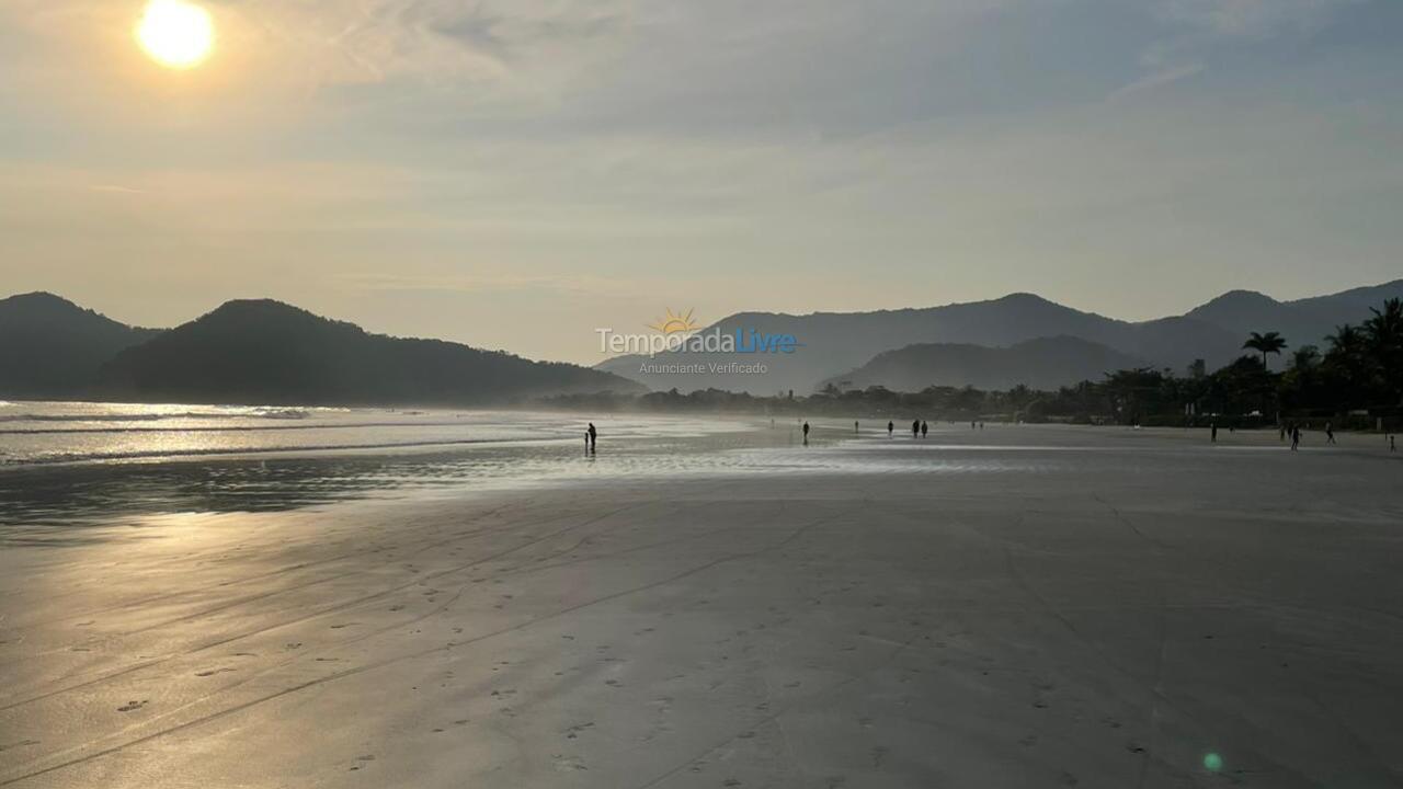 Casa para alquiler de vacaciones em São Sebastião (Praia da Baleia)