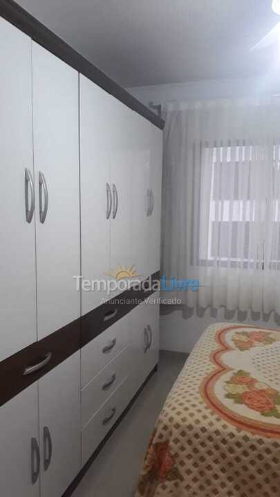 Apartment for vacation rental in Itapema (Meia Praia)