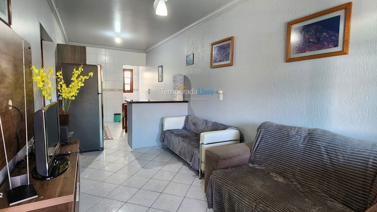 Apartamento para aluguel de temporada em Florianopolis (Praia dos Ingleses)