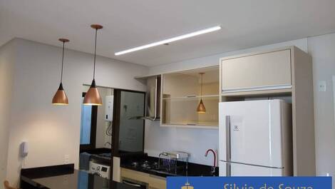 Apartamento com Excelente Mobília Centro de Bombinhas