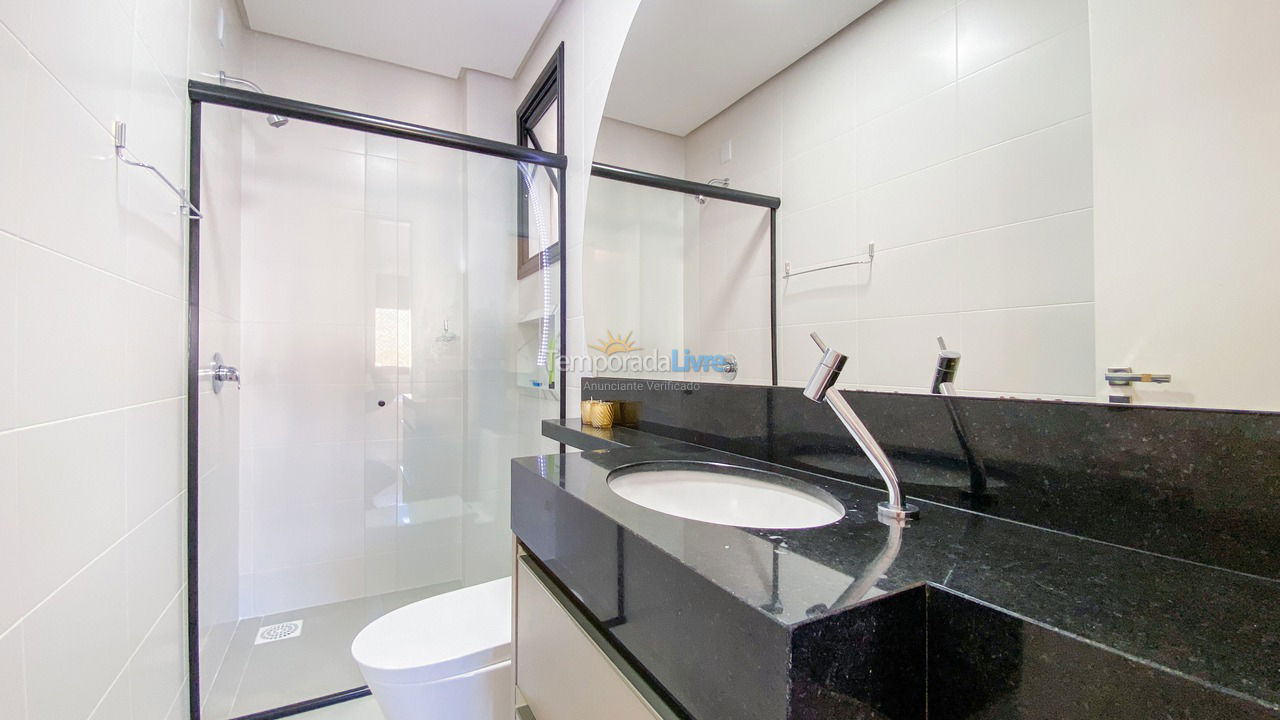 Apartment for vacation rental in Governador Celso Ramos (Praia de Palmas)