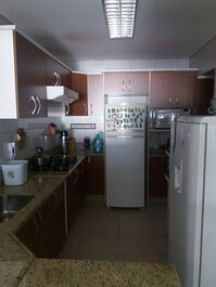 SEA FRONT APARTMENT, HALF BEACH - ITAPEMA SC