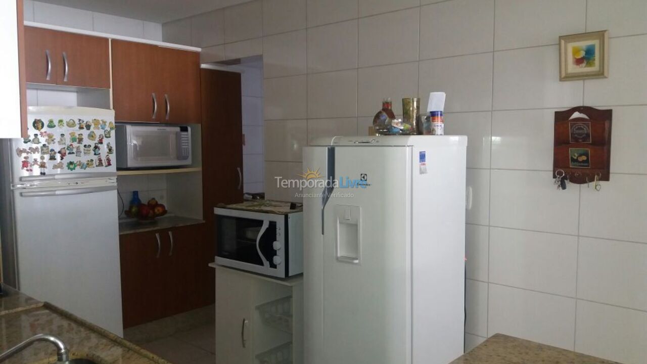 Apartamento para alquiler de vacaciones em Itapema (Meia Praia)