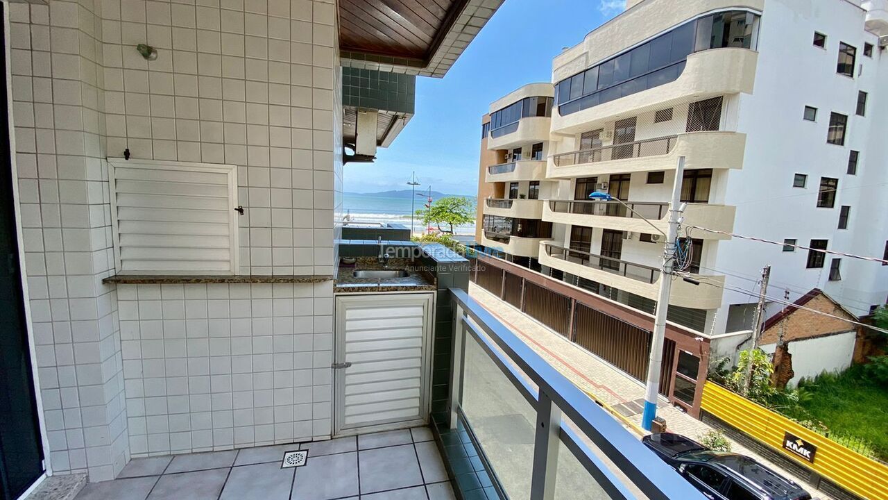 Casa para aluguel de temporada em Itapema (Meia Praia)