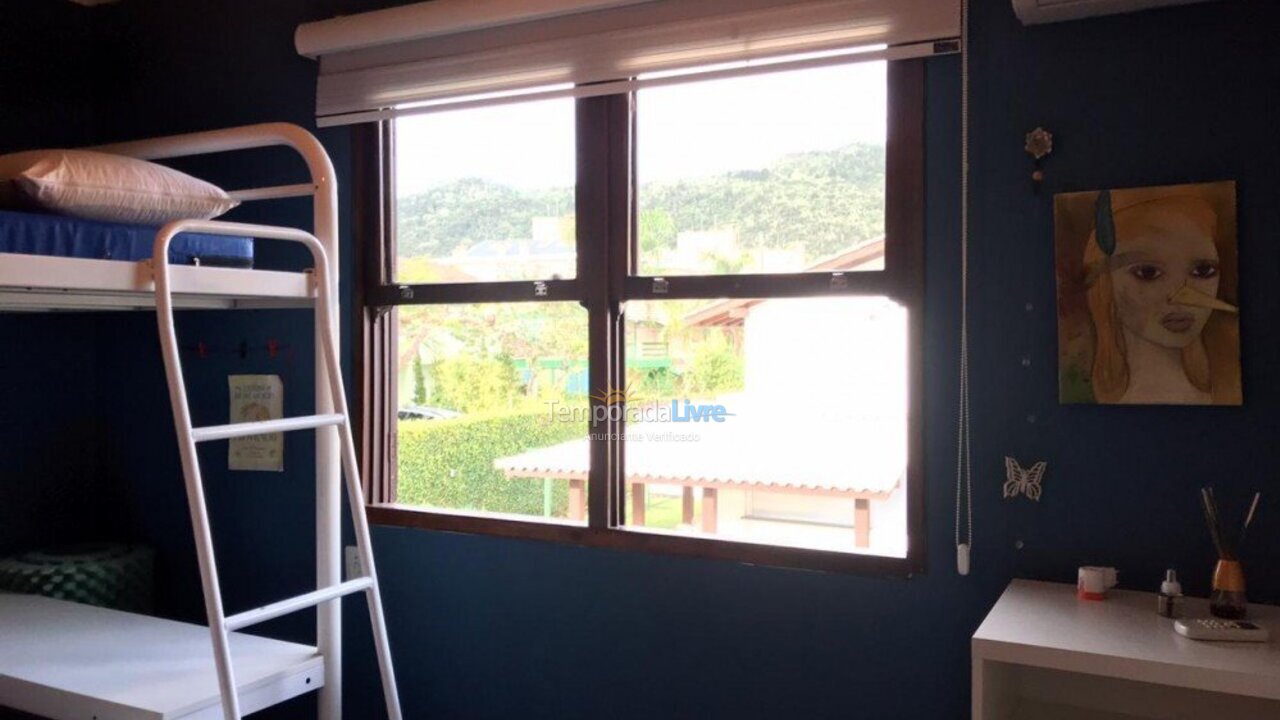 Casa para aluguel de temporada em Florianópolis (Cachoeira do Bom Jesus)