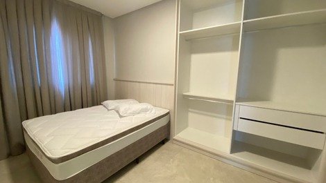 Apartamento 2 suites bien ubicado en la playa de Mariscal Bombinhas SC