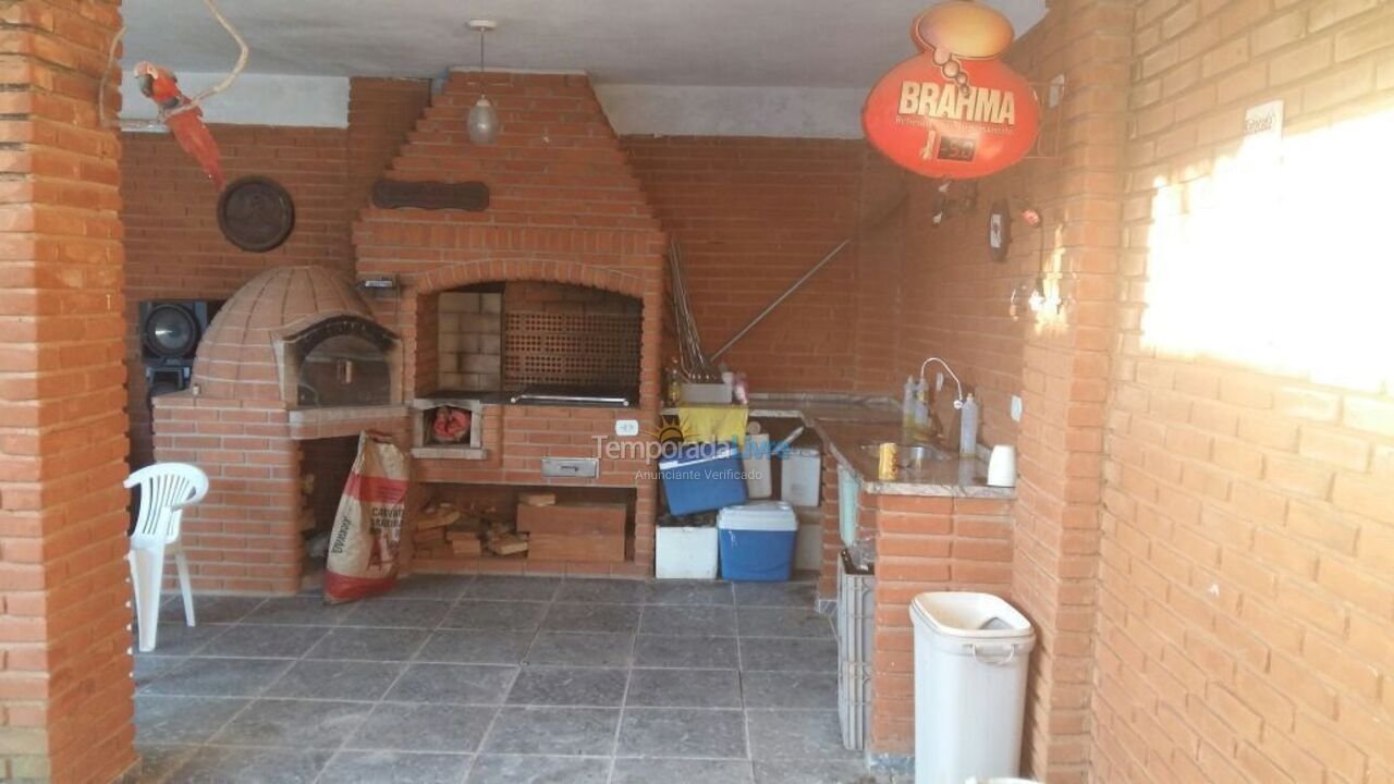 Casa para aluguel de temporada em Peruíbe (Jardim São Luiz)