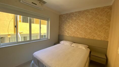 LA342 – Belíssimo Apto 3 dormitórios beira mar em Bombinhas SC