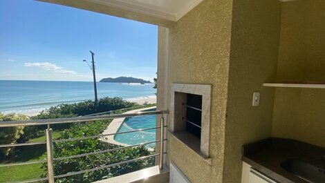 LA342 – Beautiful Apt 3 bedrooms by the sea in Bombinhas SC