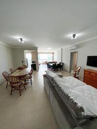 SEA FRONT APARTMENT, HALF BEACH - ITAPEMA SC