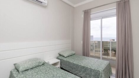 Im201- Ático dúplex de 3 suites en la playa de Mariscal Bombinhas SC