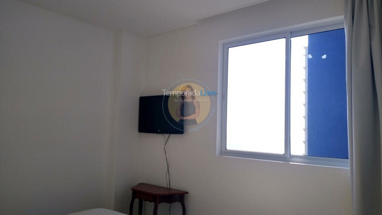 Apartamento para aluguel de temporada em Itapema (Meia Praia)