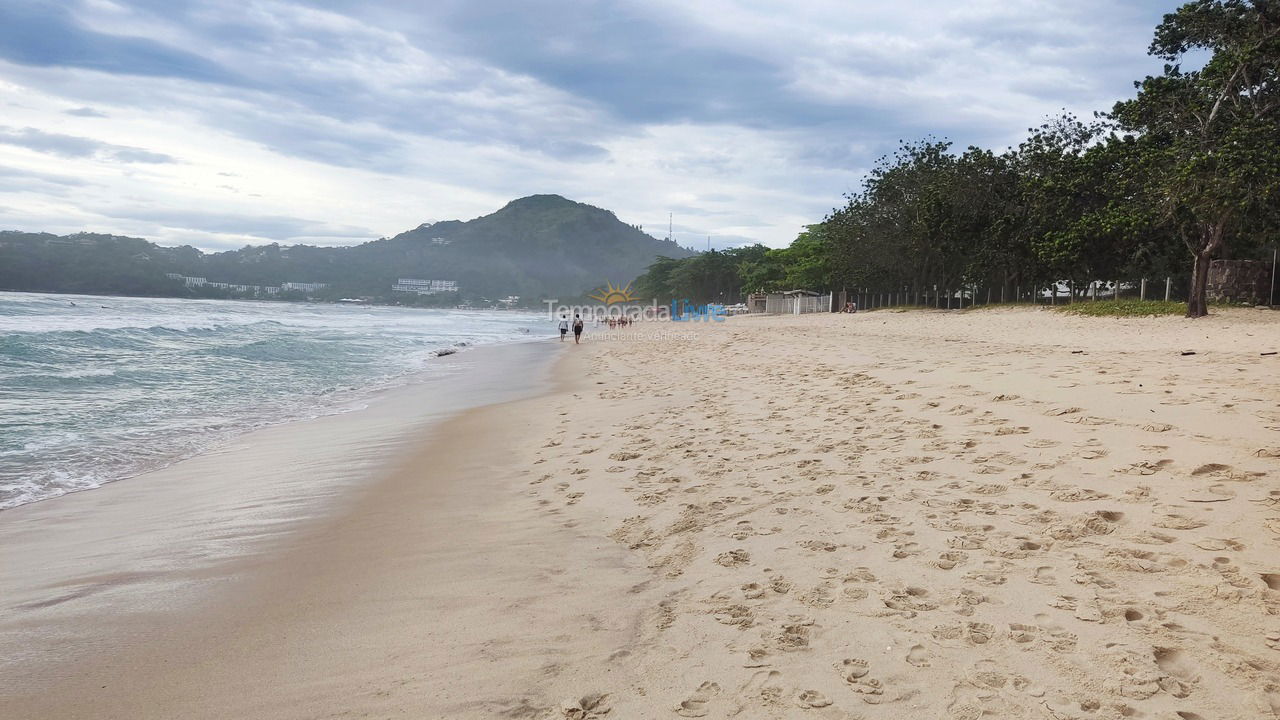 Casa para aluguel de temporada em Ubatuba (Praia das Toninhas)