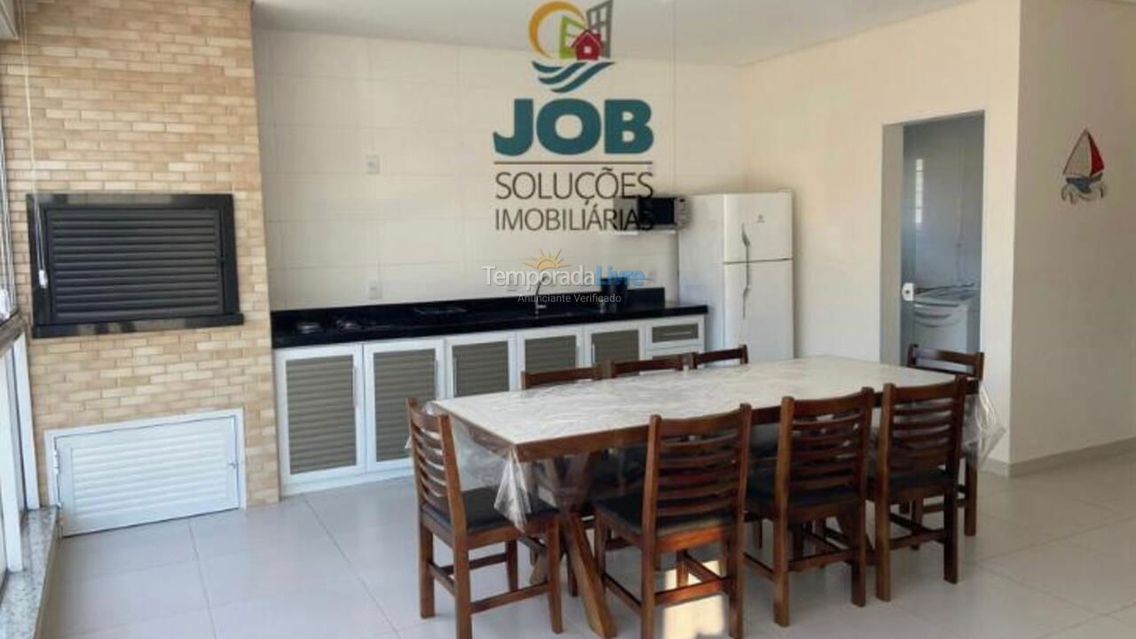 Apartamento para aluguel de temporada em Bombinhas (Canto Grande)