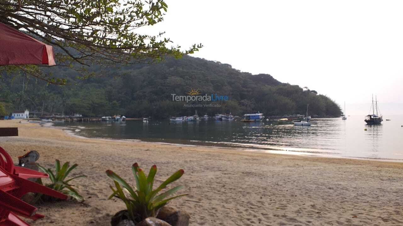 Casa para alquiler de vacaciones em Ilha Grande (Praia da Longa)