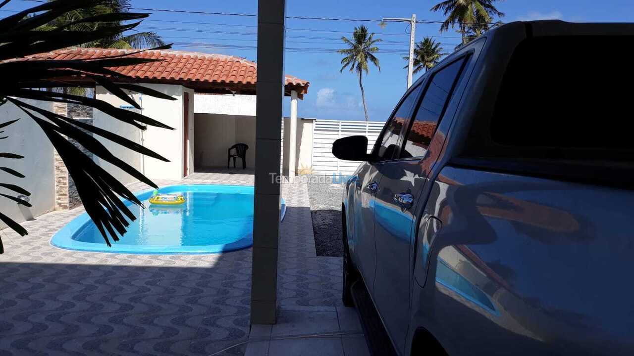 Casa para aluguel de temporada em Pitimbu (Praia Azul)