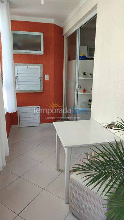 Apartment for vacation rental in Itapema (Meia Praia)