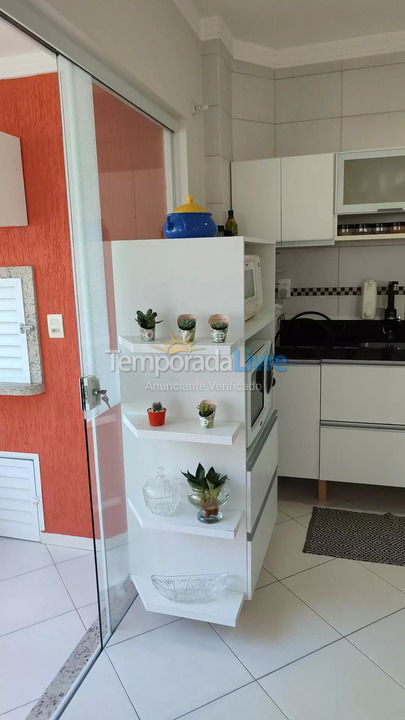 Apartment for vacation rental in Itapema (Meia Praia)