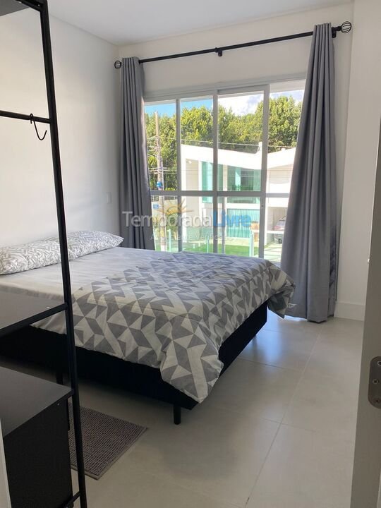 Apartment for vacation rental in Governador Celso Ramos (Praia de Palmas)
