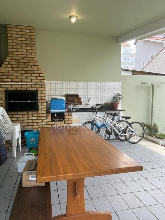 House for vacation rental in Governador Celso Ramos (Praia de Palmas)