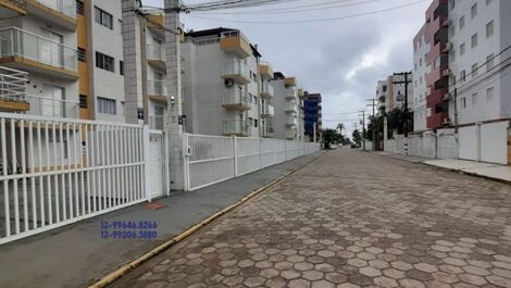 Apto P. das Toninhas, 6 pessoas, 150m da Praia, 2 Q- Ar Cond - Wi-Fi