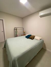 APARTAMENTO JARDÍN 2 DORMITORIOS PRAIA DE PALMAS-SC