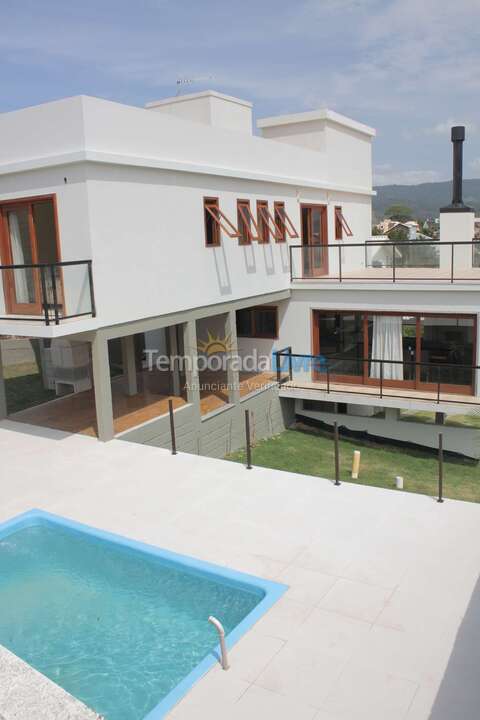 House for vacation rental in Garopaba (Centro)