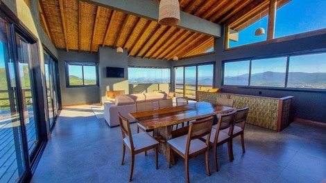 Casa con 2 suites y vistas de 360o a Praia da Silveira en Garopaba/SC
