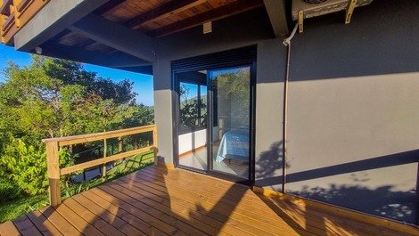 Casa con 2 suites y vistas de 360o a Praia da Silveira en Garopaba/SC