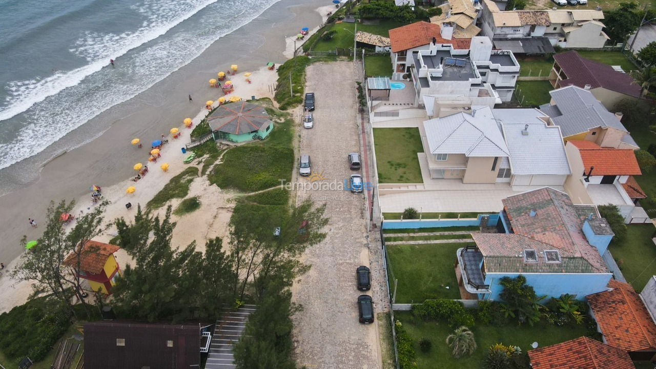 Casa para aluguel de temporada em Garopaba (Centro)