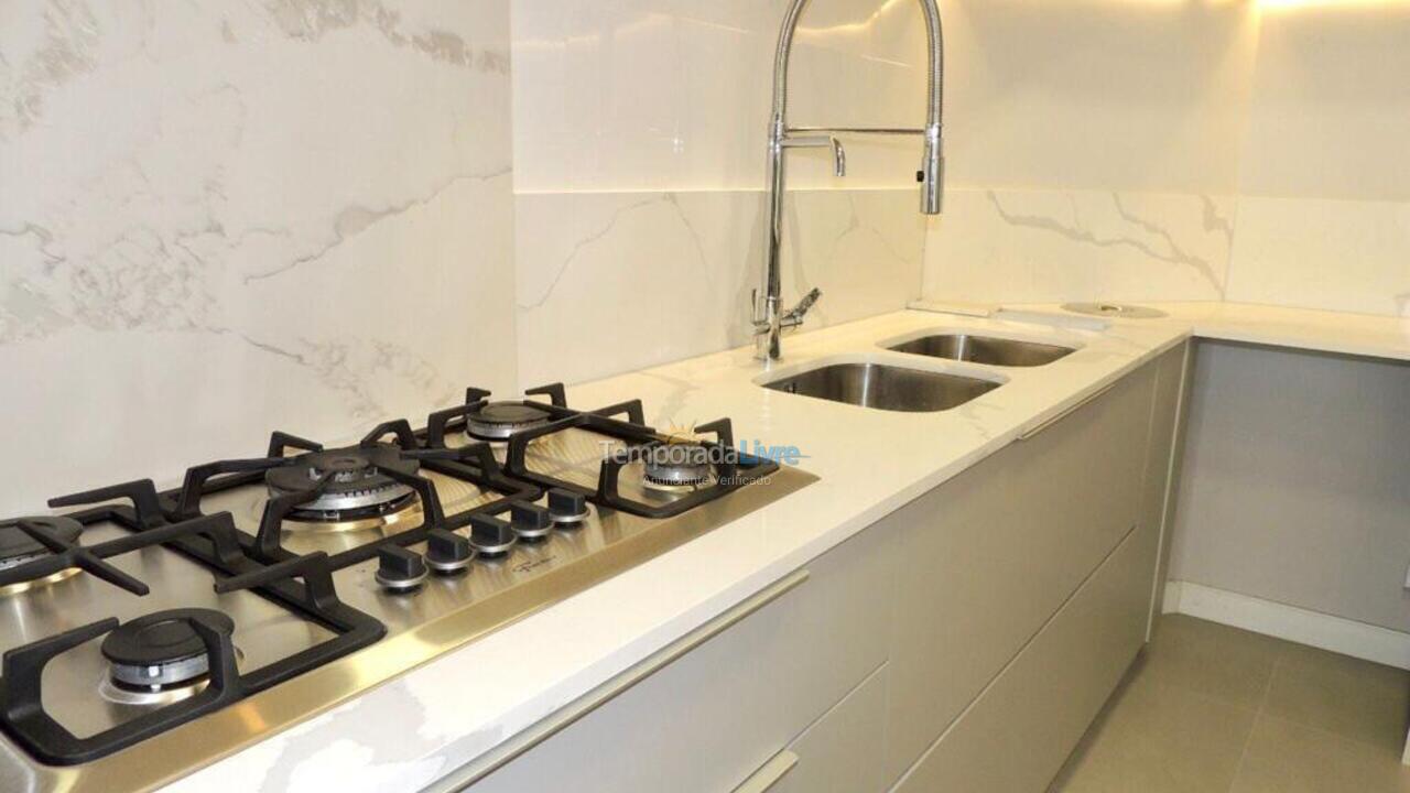 Apartment for vacation rental in Bombinhas (Mariscal)