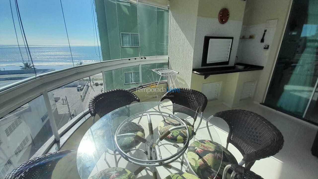 Apartment for vacation rental in Itapema (Meia Praia)