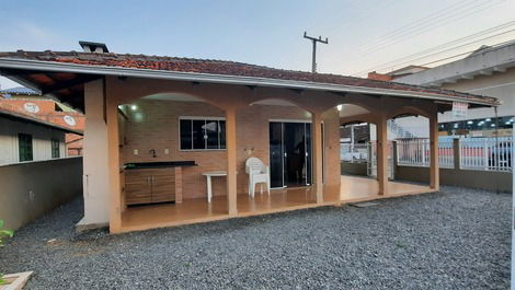 Casa para alugar em São Francisco do Sul - Enseada