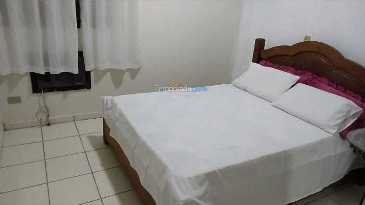 Apartment for vacation rental in Guarujá (Enseada)