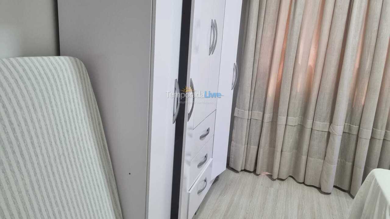 Apartamento para alquiler de vacaciones em Itapema (Meia Praia)