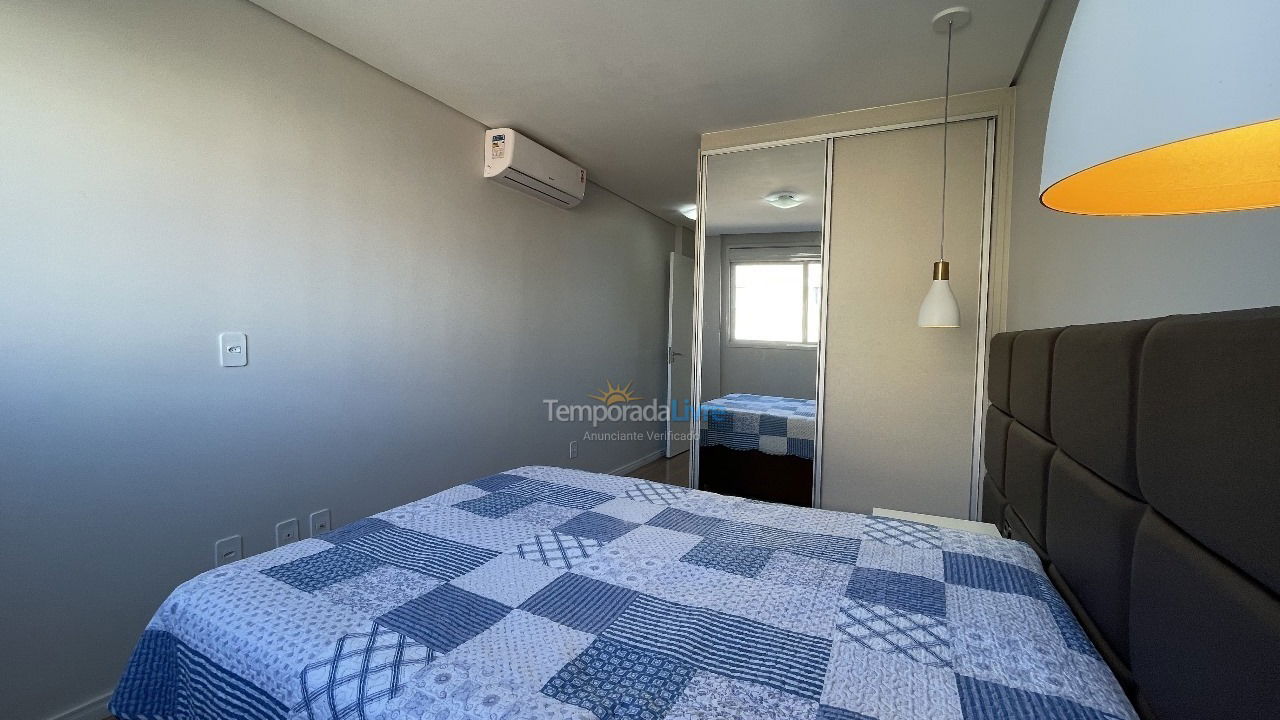 Apartamento para aluguel de temporada em Florianopolis (Canasvieiras)