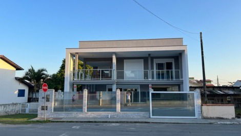 Casa para alugar em São Francisco do Sul - Enseada