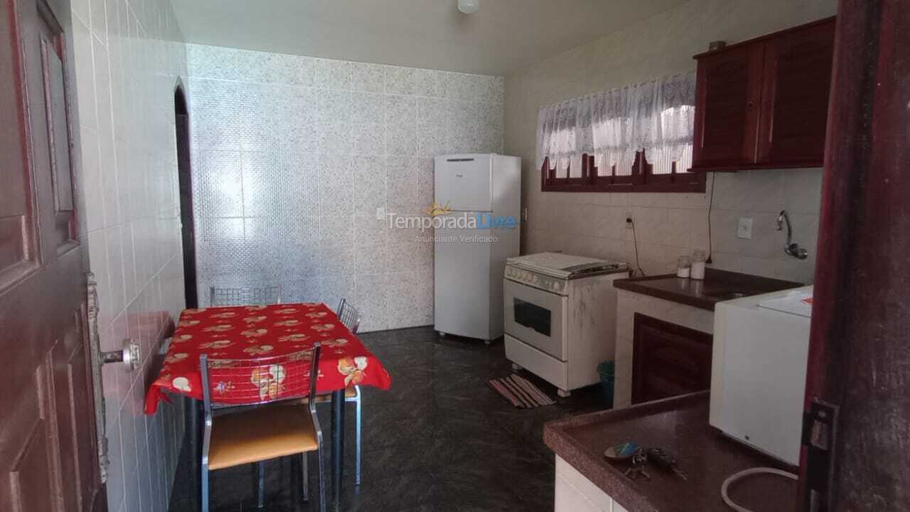 Casa para aluguel de temporada em Araruama (Praia Seca)