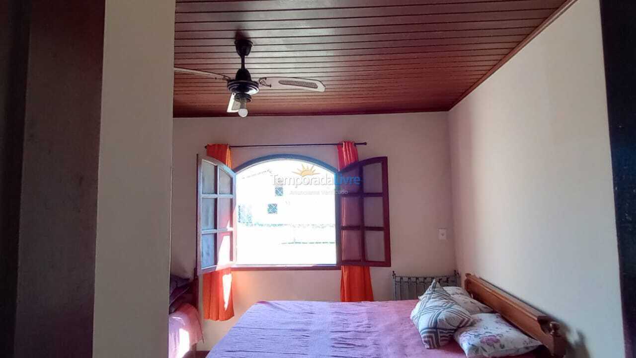 Casa para aluguel de temporada em Araruama (Praia Seca)