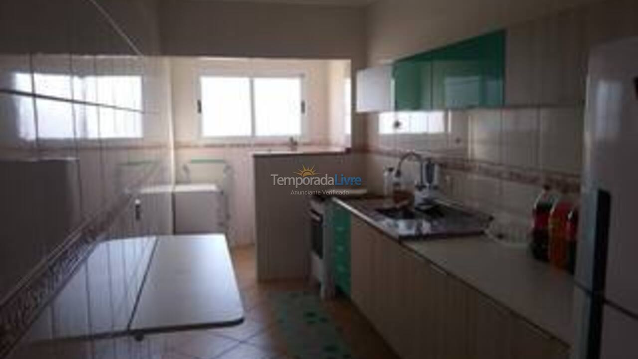 Apartment for vacation rental in Mongaguá (Jardim Agapeu)