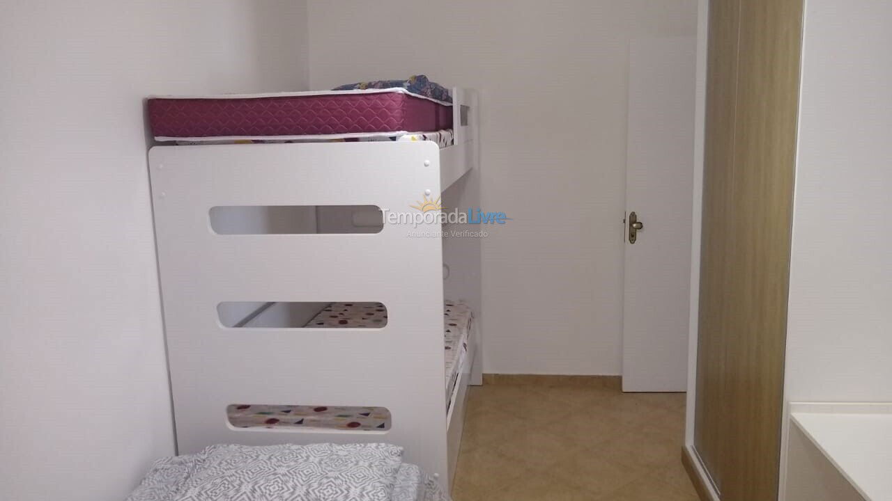 Apartment for vacation rental in Mongaguá (Jardim Agapeu)