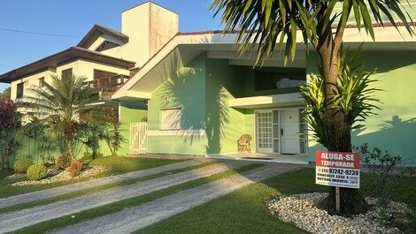 Hermosa Casa de Una Planta en la Riviera - Piscina Climatizada - Módulo 20