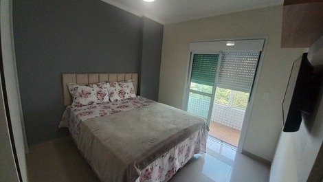 AVIACÃO Sea View 3 bedrooms 1 suite 2 spaces 3 Queen beds 3 single mattresses.