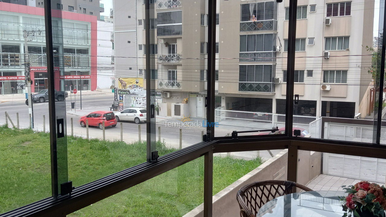 Apartamento para alquiler de vacaciones em Itapema (Meia Praia)