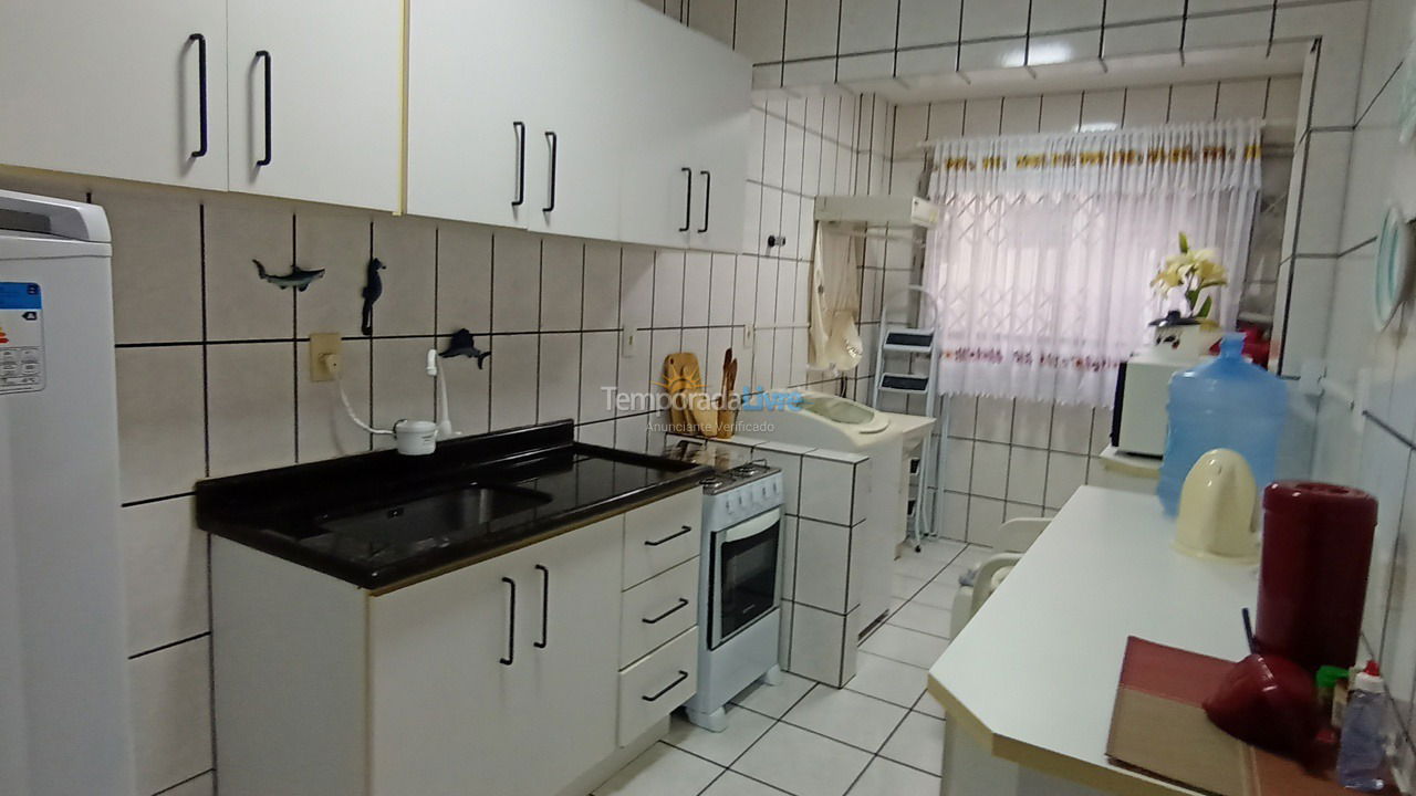 Apartamento para alquiler de vacaciones em Itapema (Meia Praia)