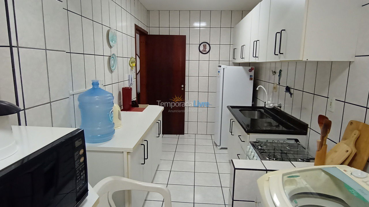 Apartamento para alquiler de vacaciones em Itapema (Meia Praia)