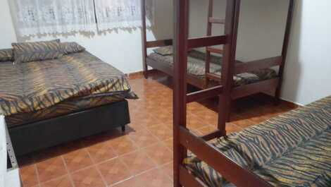 ALREADY RENTED FOR CHRISTMAS AND NEW YEAR HOUSE IN OCIAN PRAIA GDE 15 PERSONS FURNISHED CENTER PHONE 19 999684678