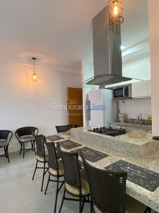 Apartamento para aluguel de temporada em Ubatuba (Praia Grande)
