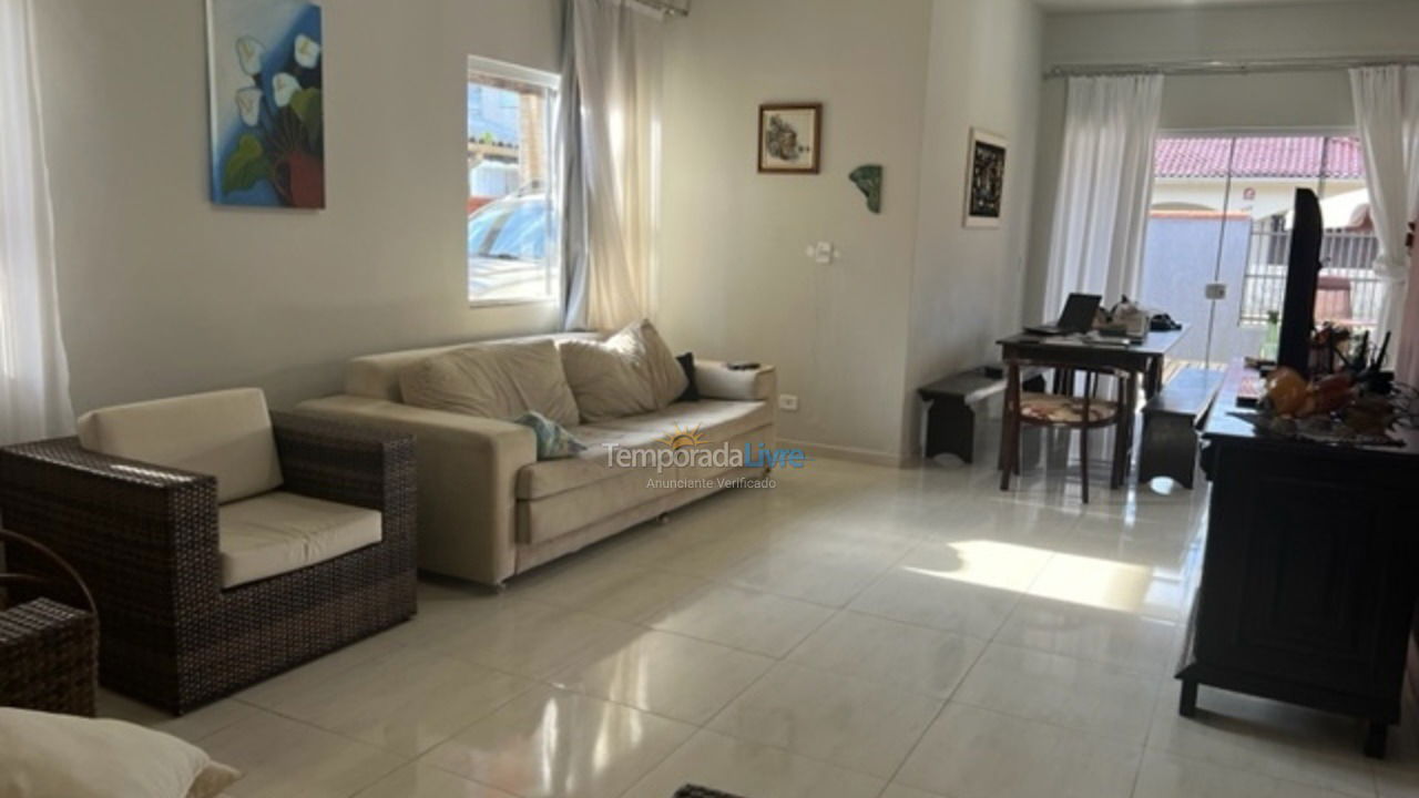 House for vacation rental in São Francisco do Sul (Prainha)