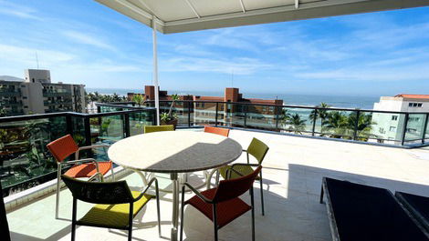 Beautiful penthouse, with panoramic views of the Riviera de São Lourenço.